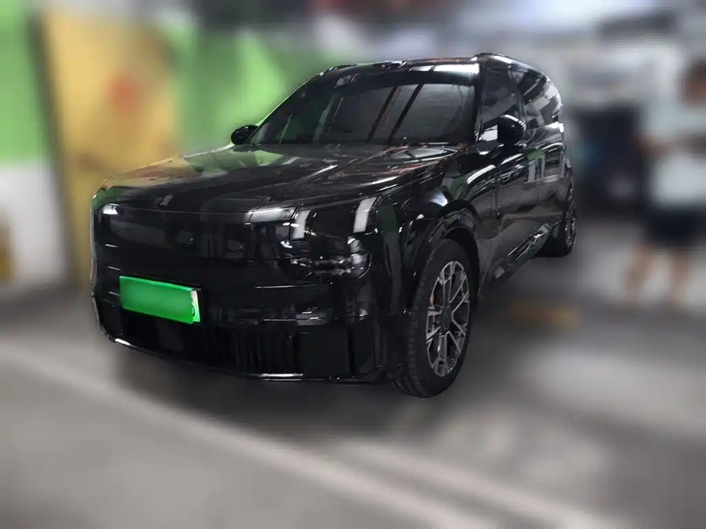 Lynk & Co 领克900