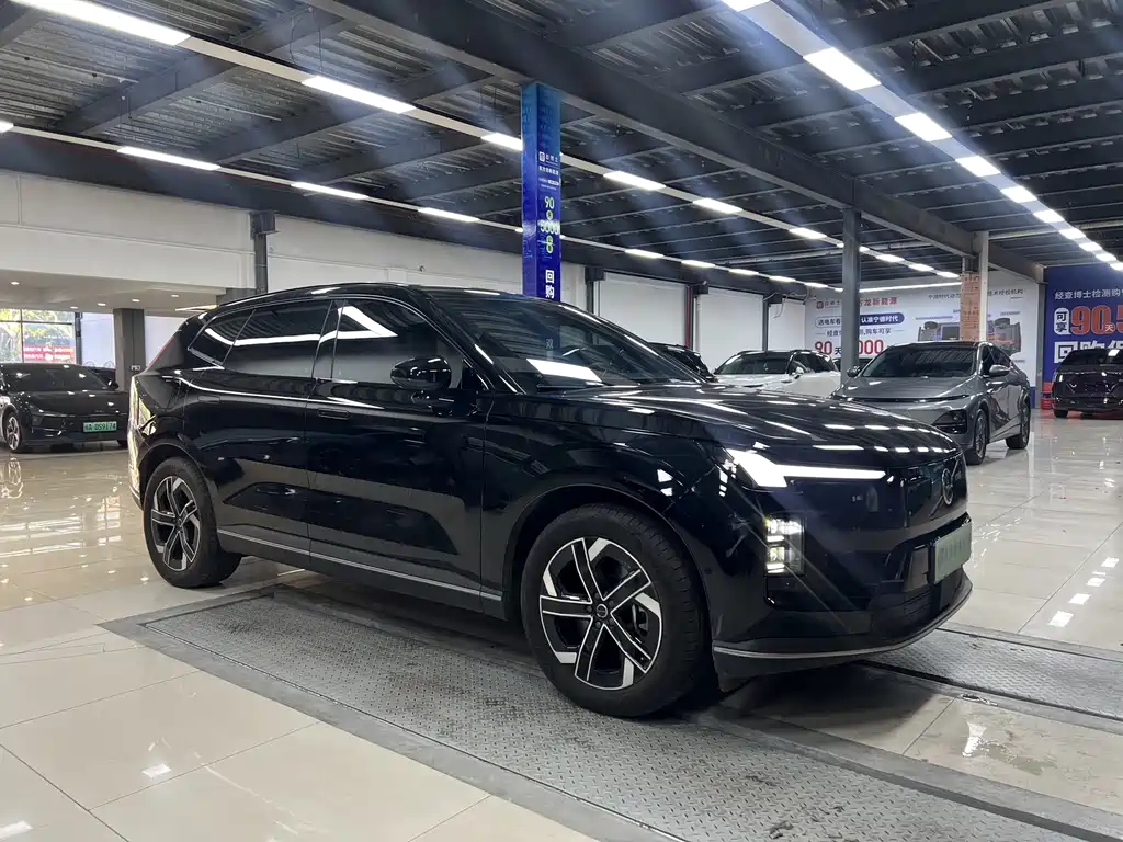 Volvo 沃尔沃XC70插电式混动