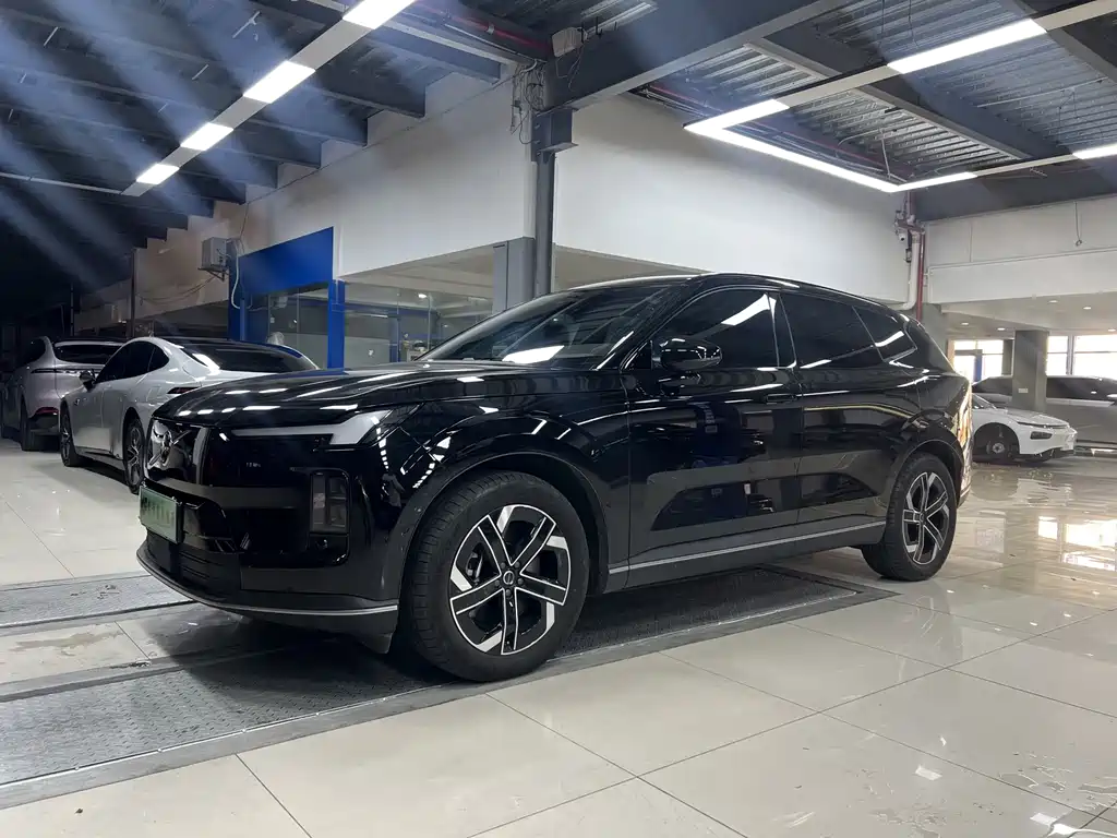 Volvo 沃尔沃XC70插电式混动