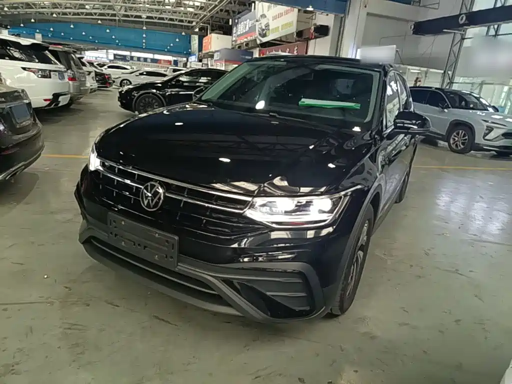Volkswagen Tiguan L
