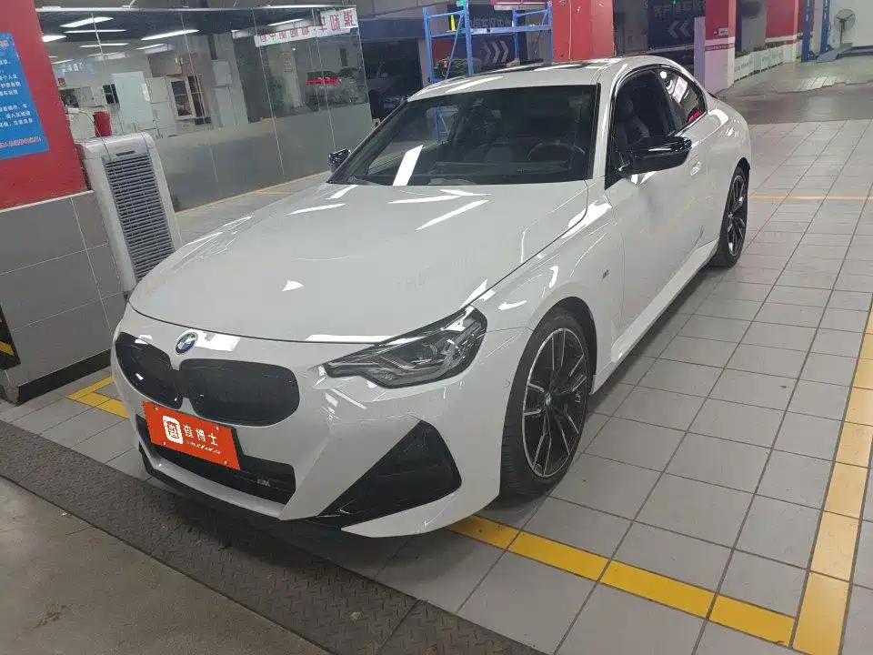 BMW M240i