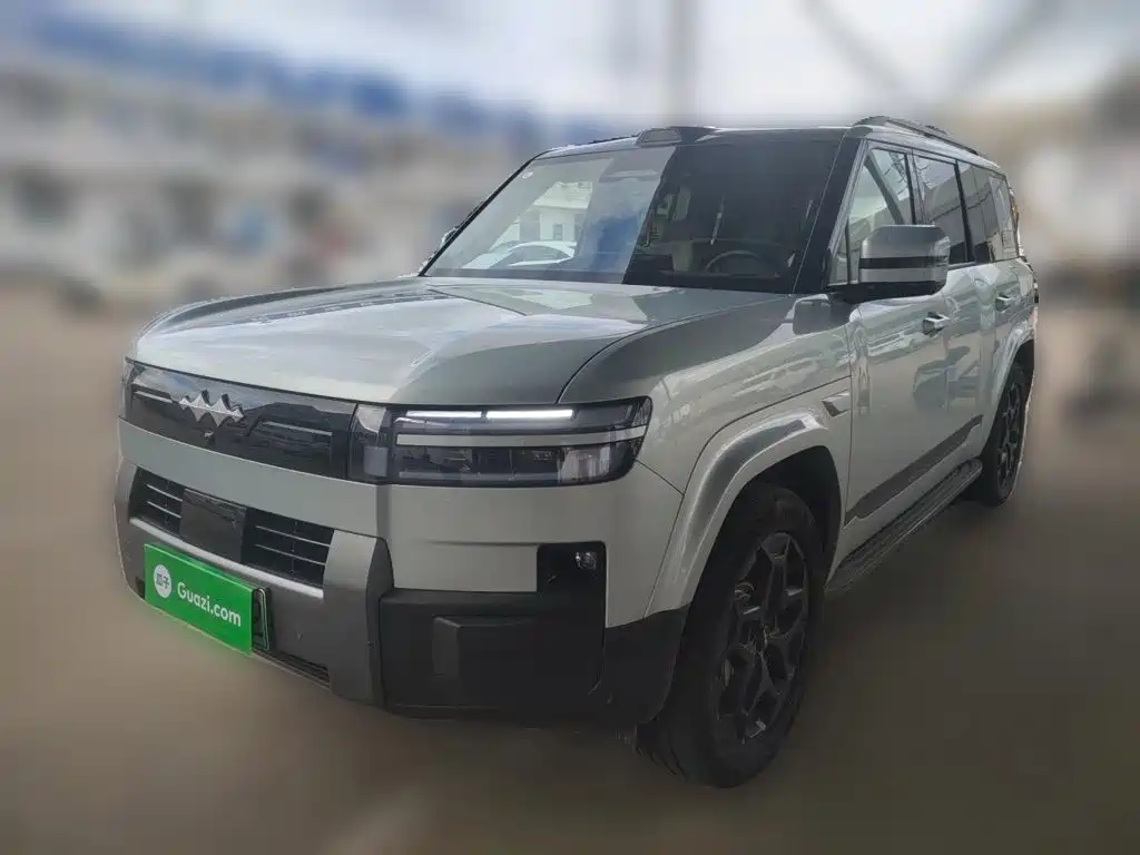 Fang Cheng Bao 钛7