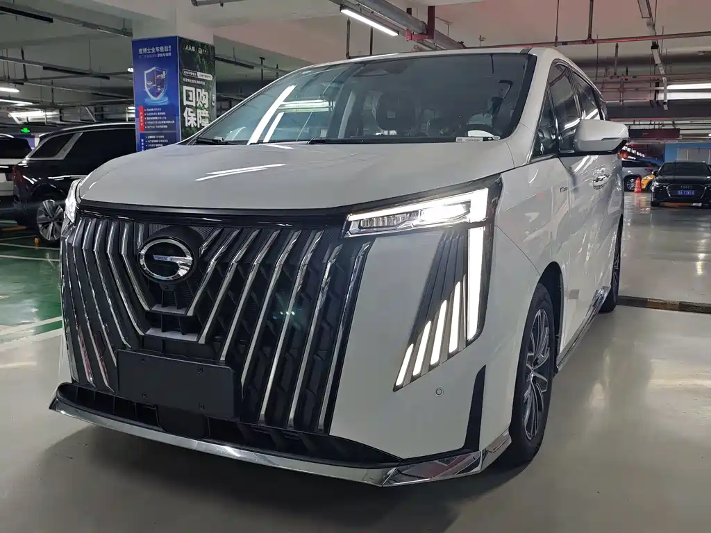 GAC Motor Trumpchi M8