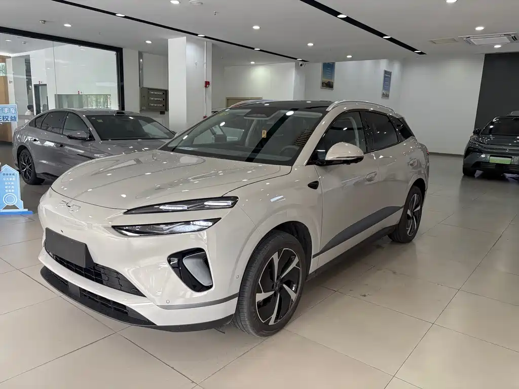 BYD 海狮06