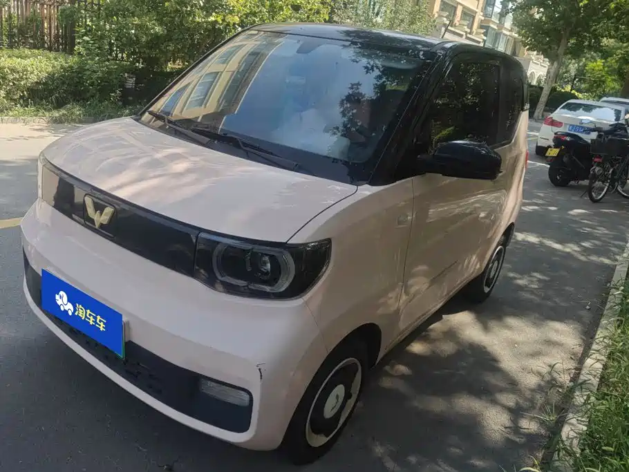 Wuling MINIEV