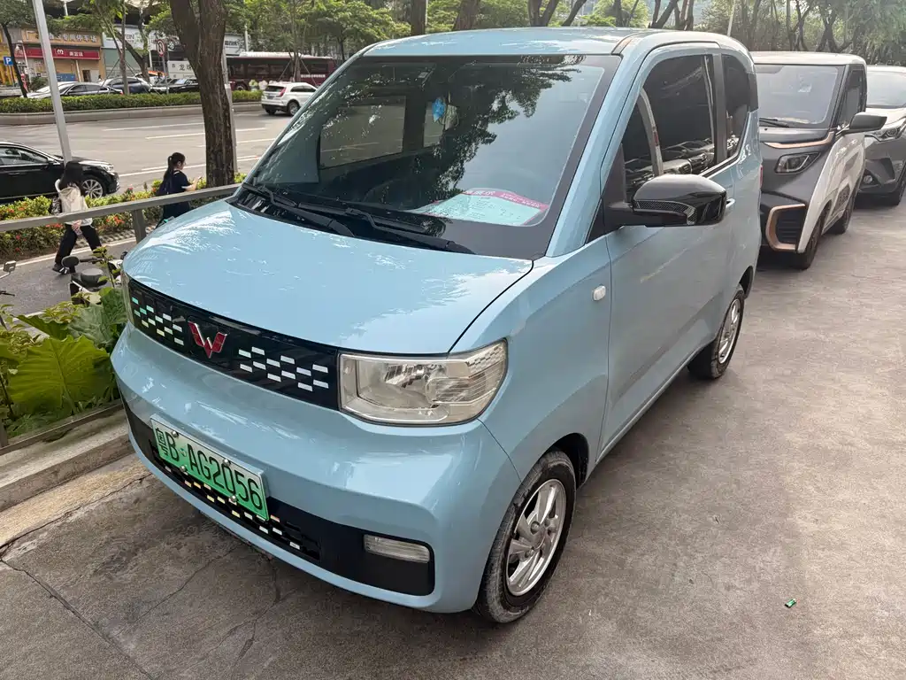 Wuling MINIEV