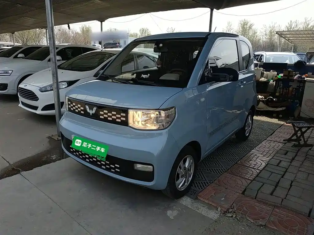 Wuling MINIEV
