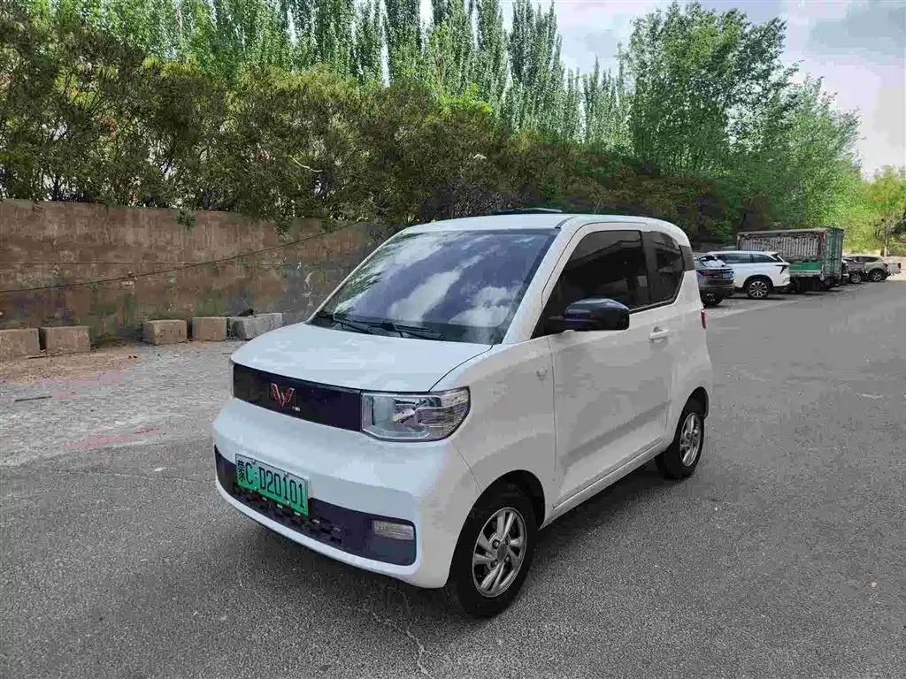 Wuling MINIEV