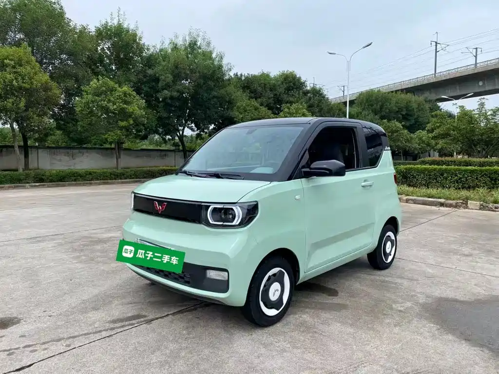 Wuling MINIEV