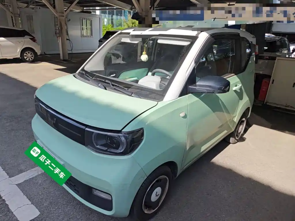 Wuling MINIEV