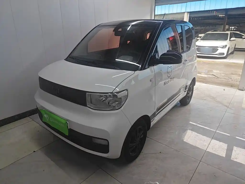 Wuling MINIEV