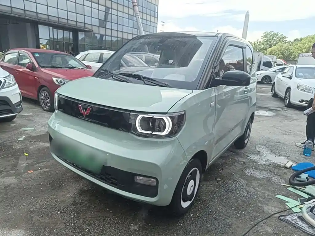 Wuling MINIEV