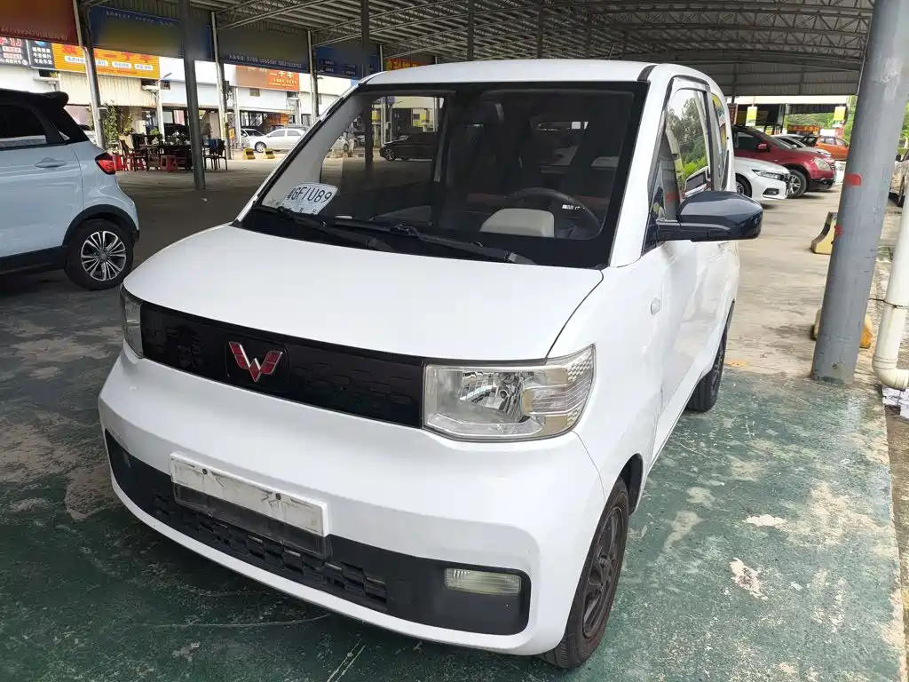 Wuling MINIEV