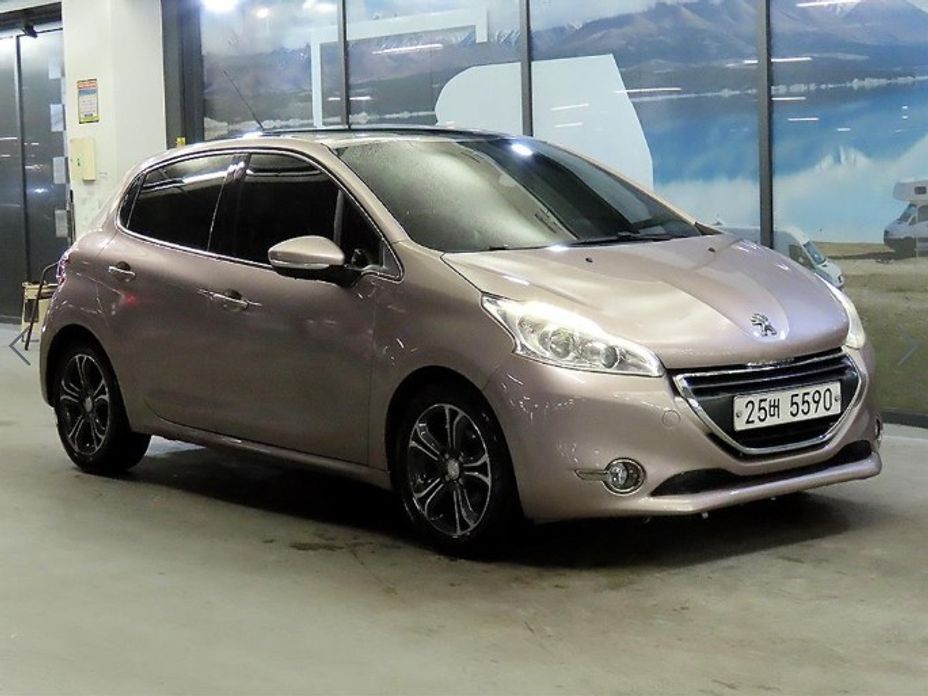 Peugeot 208