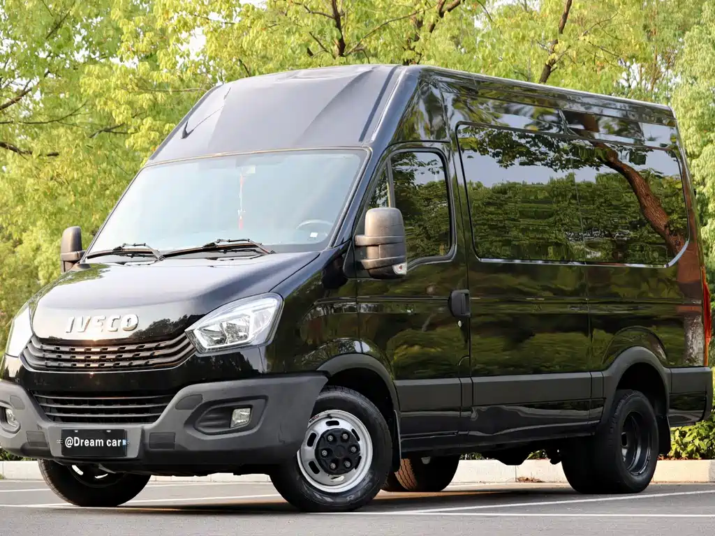 IVECO Ousheng