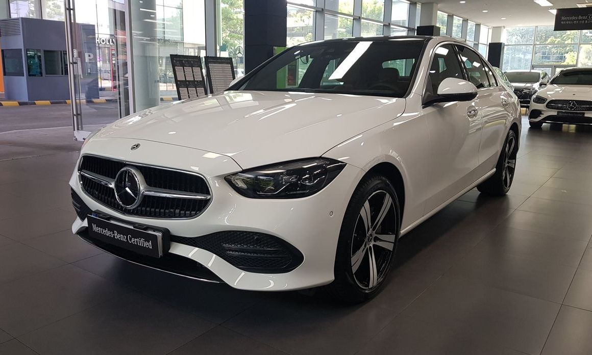 Mercedes-Benz C-Class