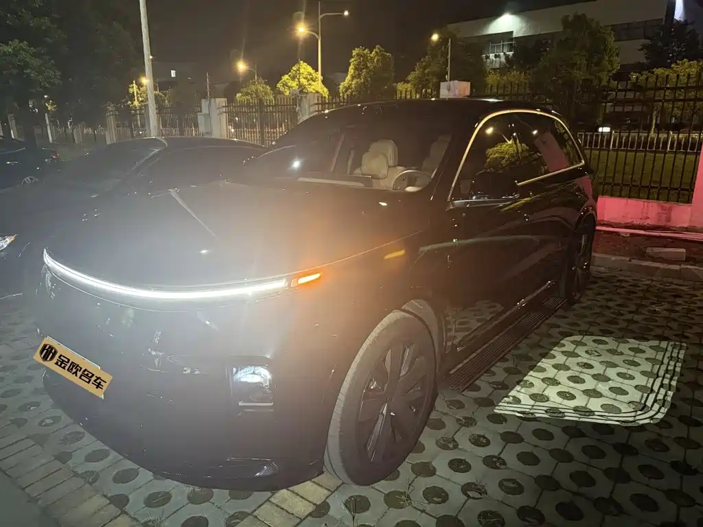 Li Auto Li L8