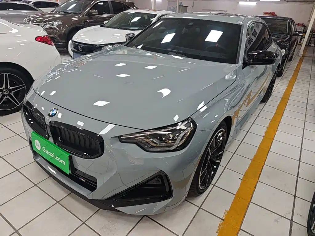 BMW M240i