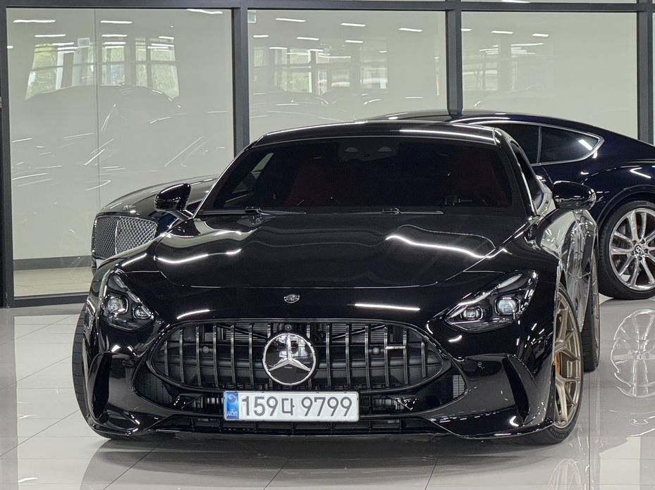 Mercedes-Benz AMG GT