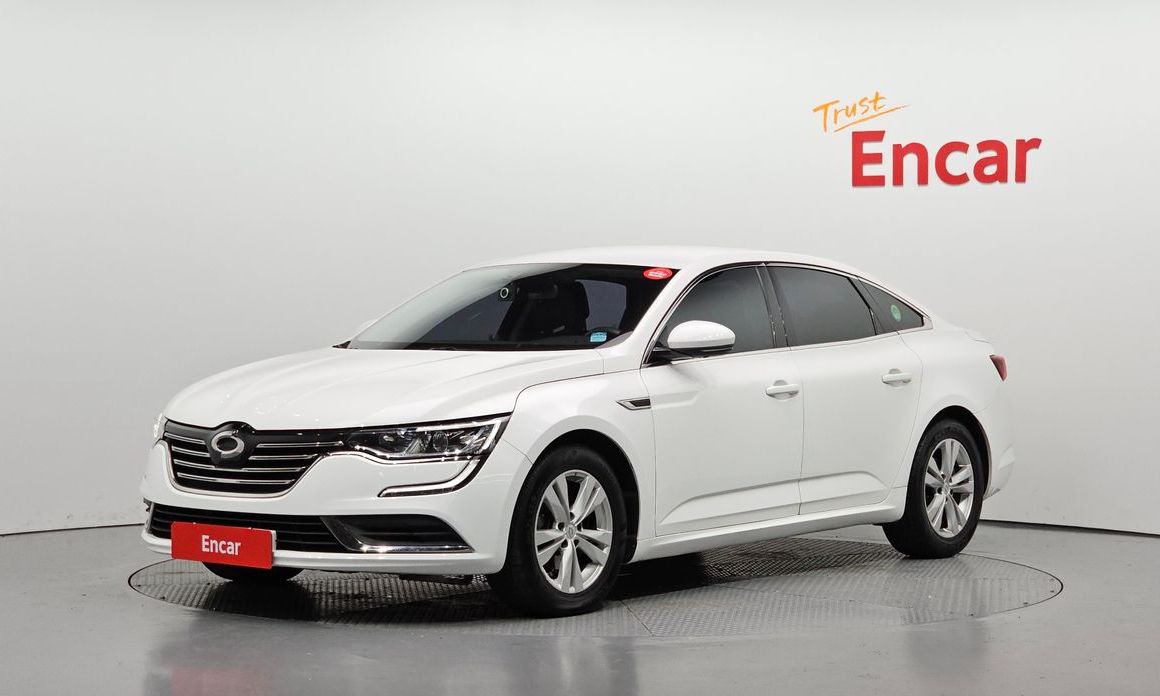 Renault SM6
