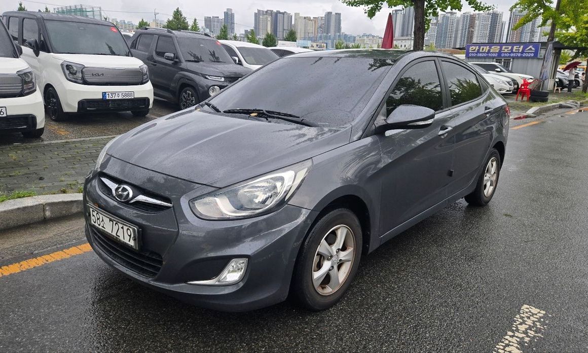 Hyundai Accent