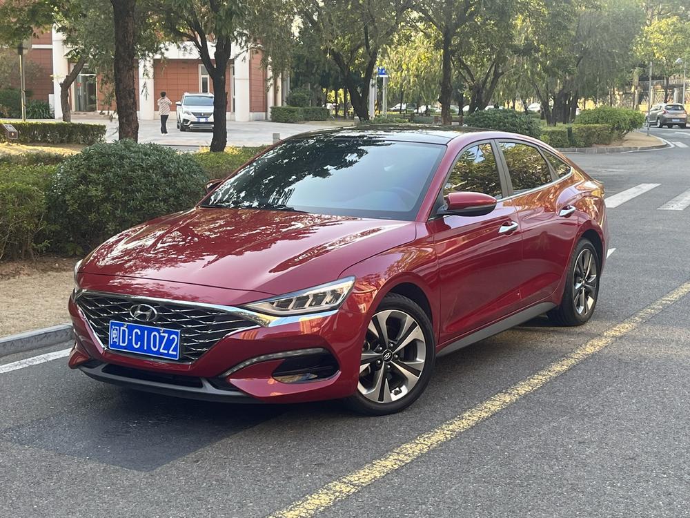 Hyundai Lafesta
