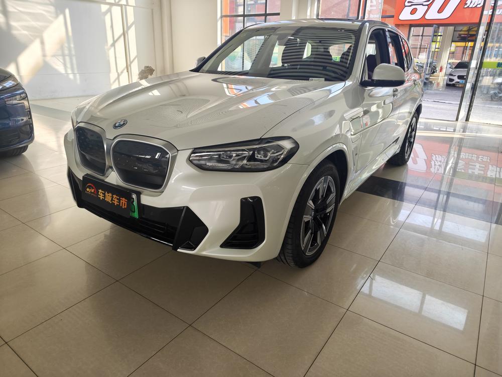 BMW BMW iX3
