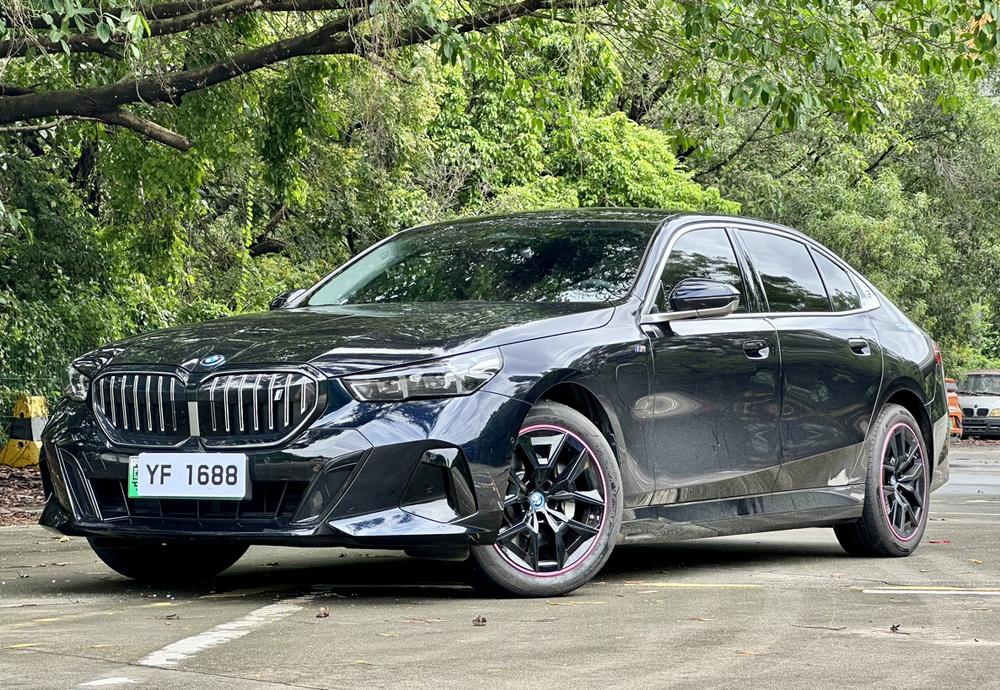 BMW BMW i5