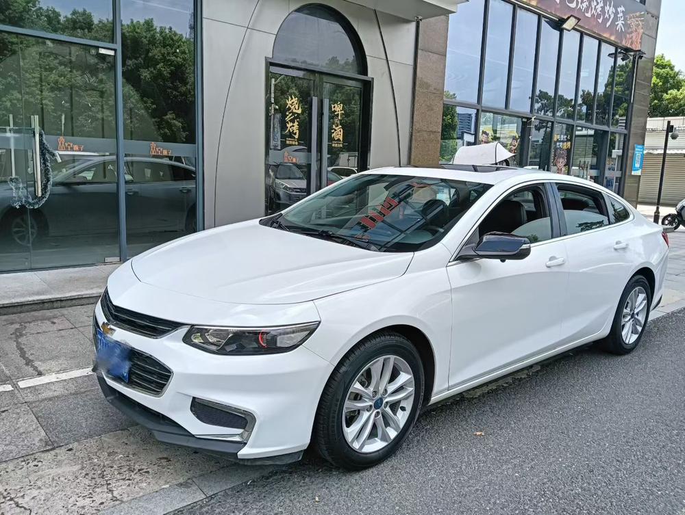 Chevrolet Malibu XL