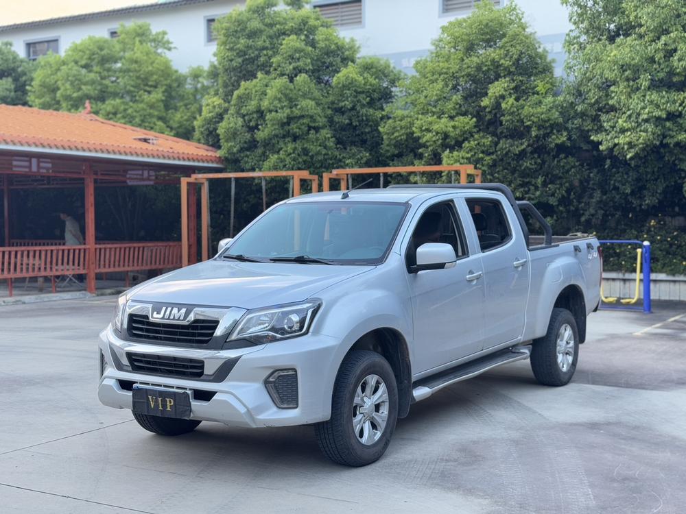 Isuzu RE-MAX Ruimai