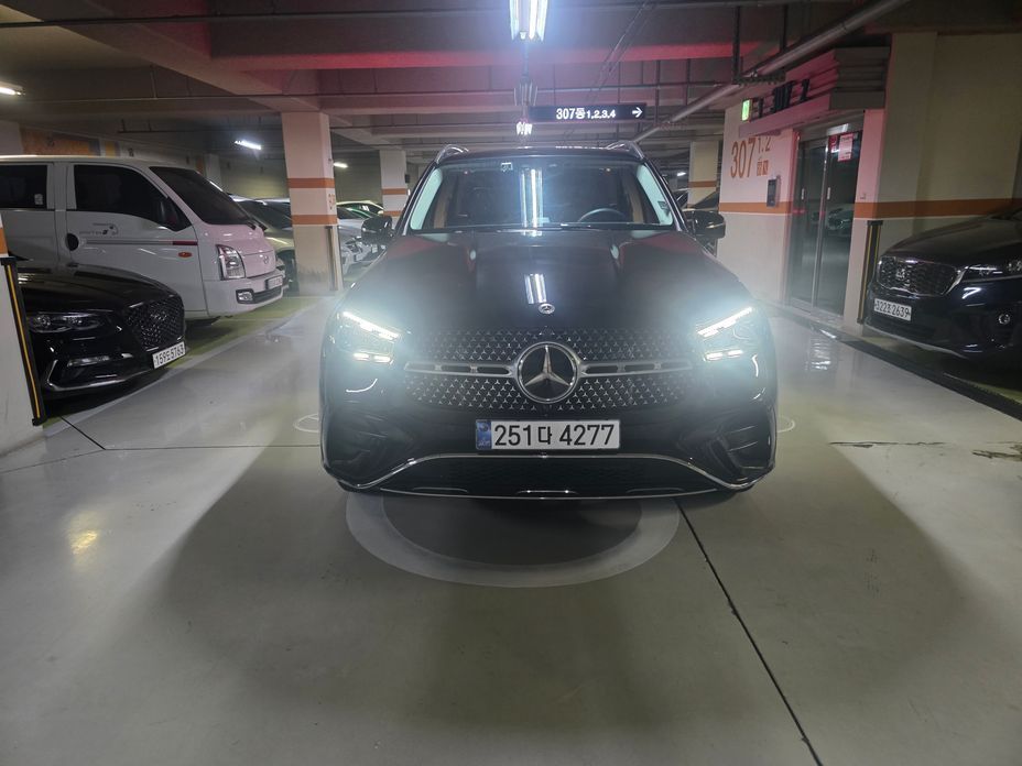Mercedes-Benz GLE-Class