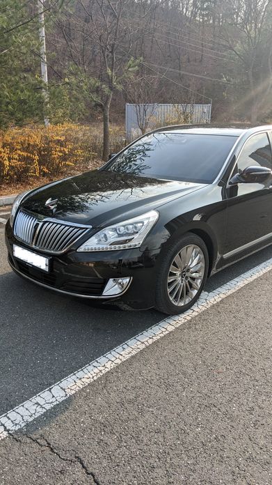 Hyundai Equus