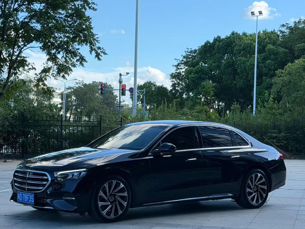 Mercedes-Benz Mercedes-Benz E-Class