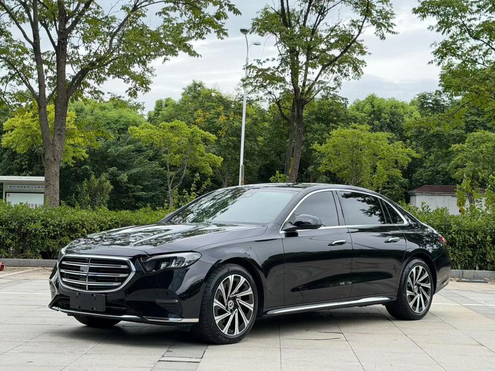 Mercedes-Benz Mercedes-Benz E-Class
