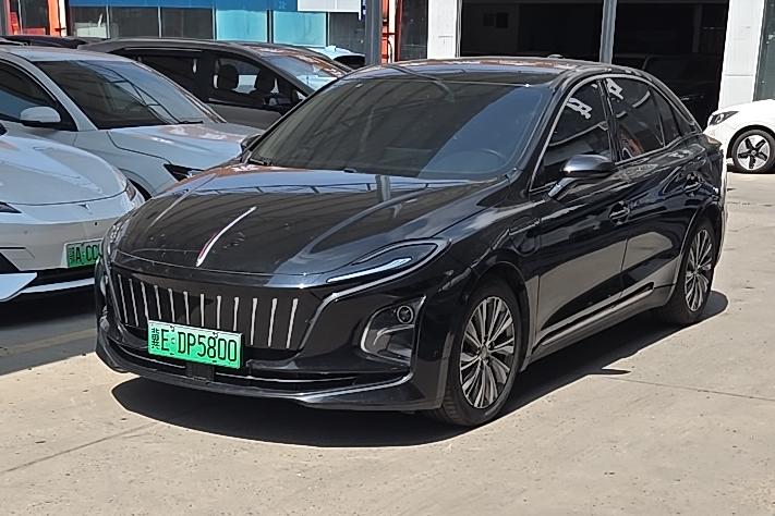 Hongqi Hongqi E-QM5