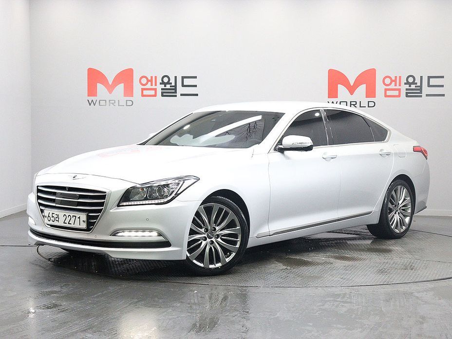 Hyundai Genesis