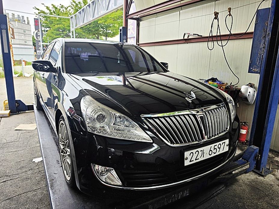 Hyundai Equus