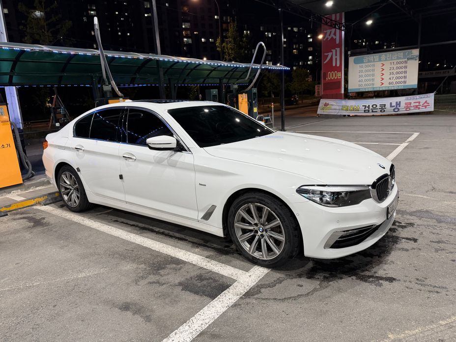 BMW 5-Series