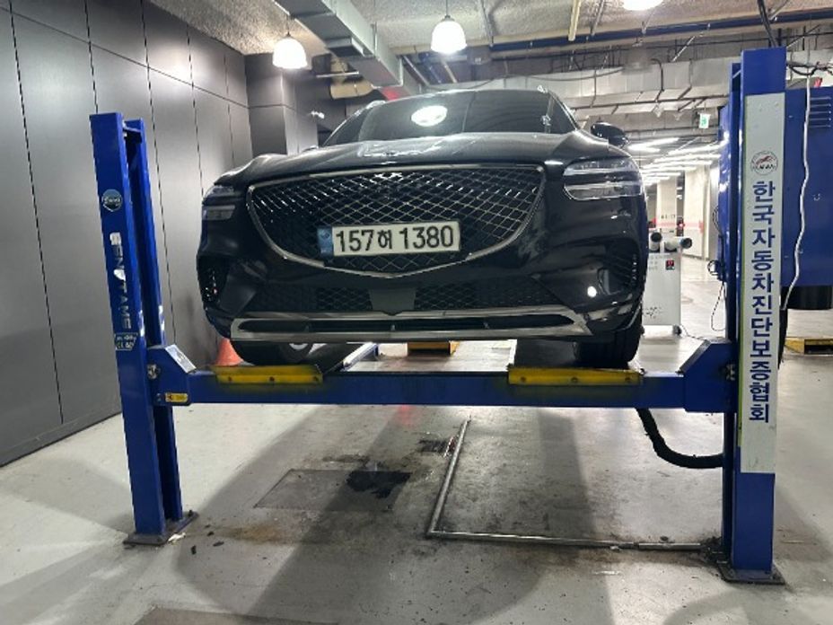 Genesis GV70