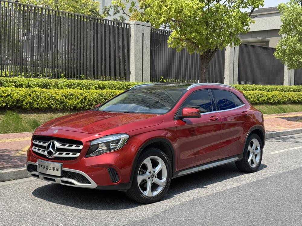 Mercedes-Benz Mercedes-Benz GLA