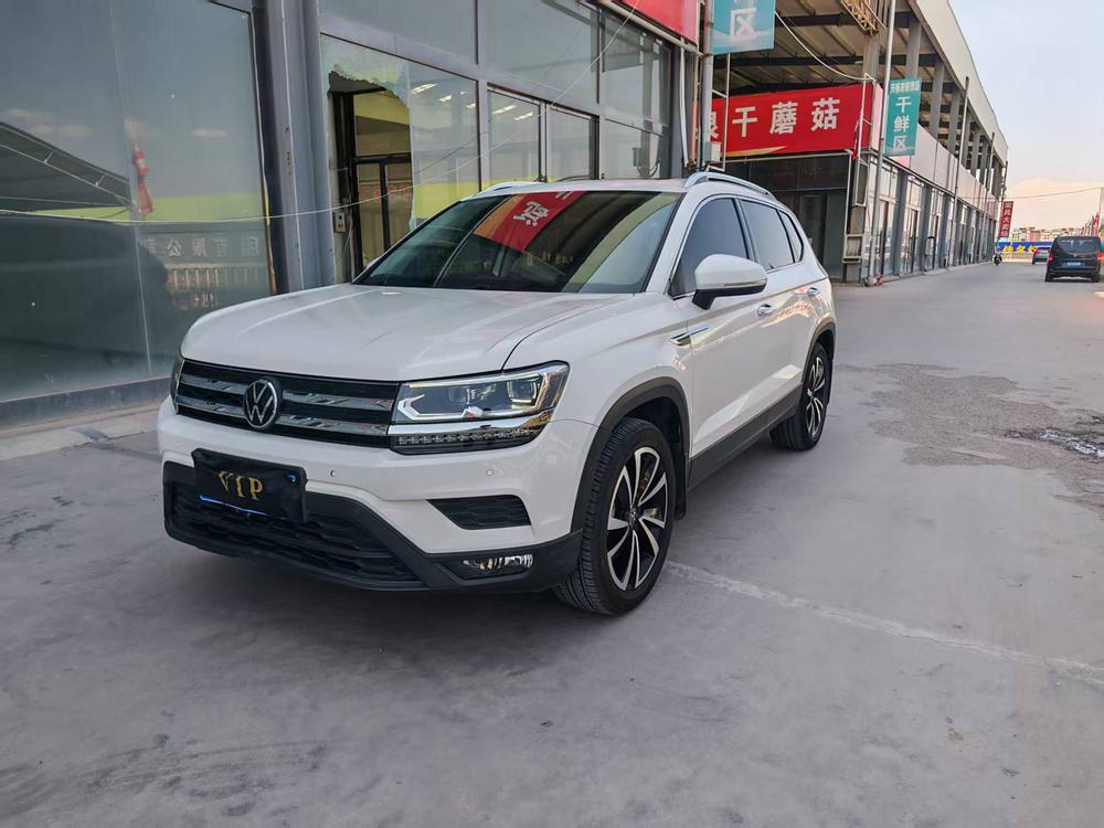 Volkswagen Tharu