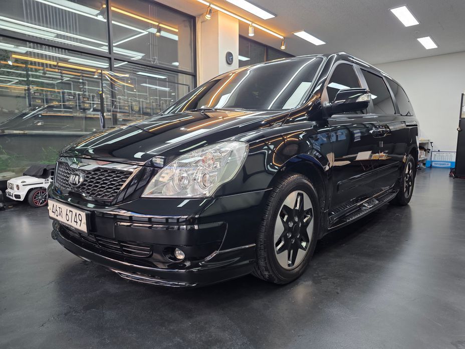 Kia Canival