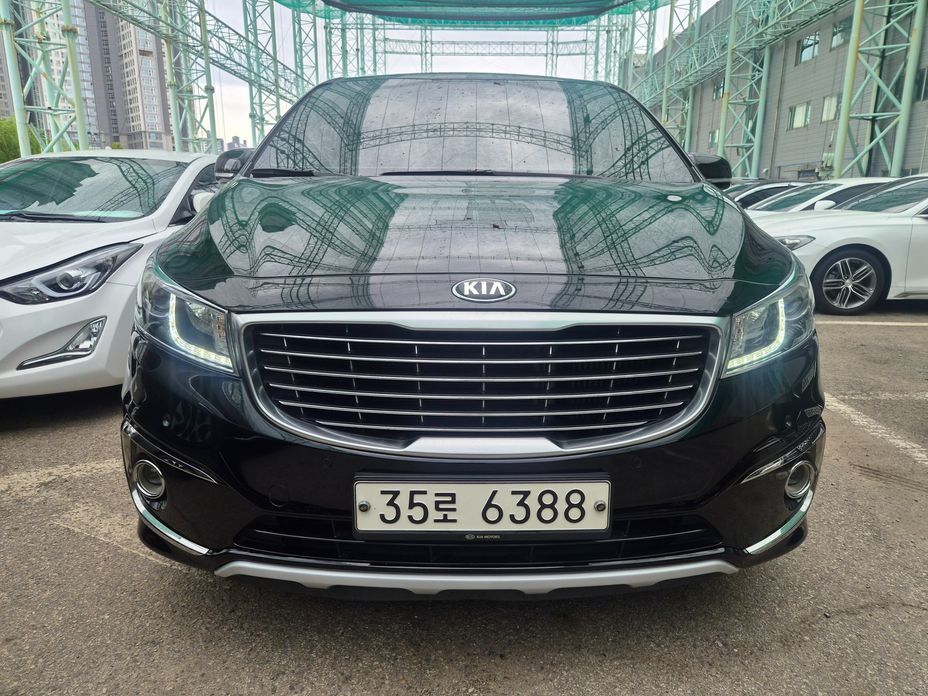 Kia Canival