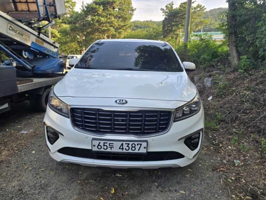 Kia Canival