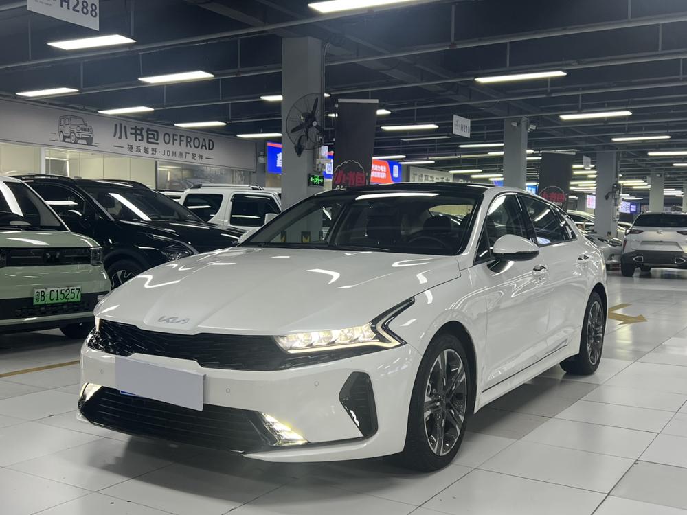 Kia Kia K5