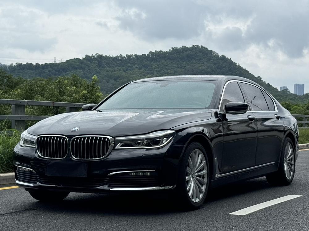 BMW BMW 7-Series