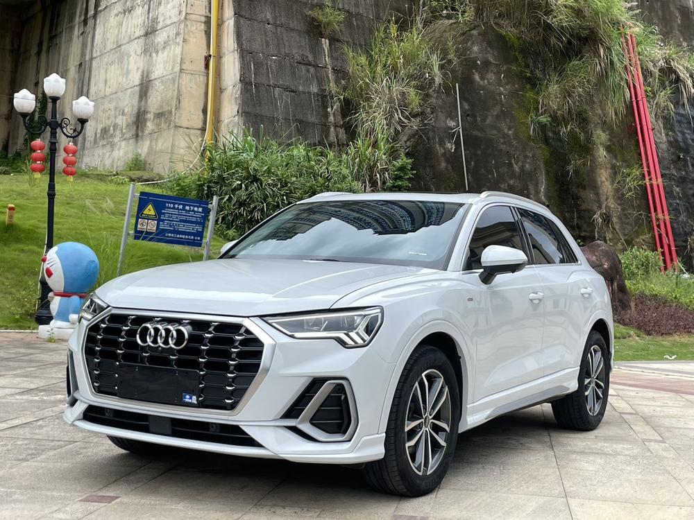 Audi Audi Q3