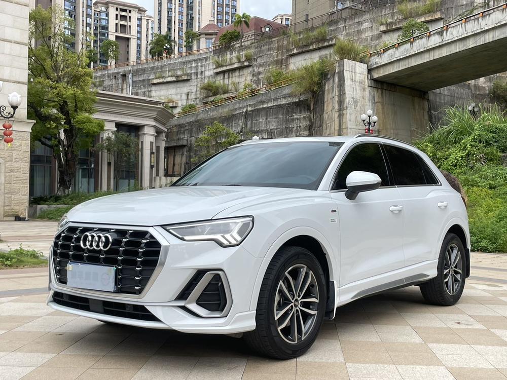 Audi Audi Q3