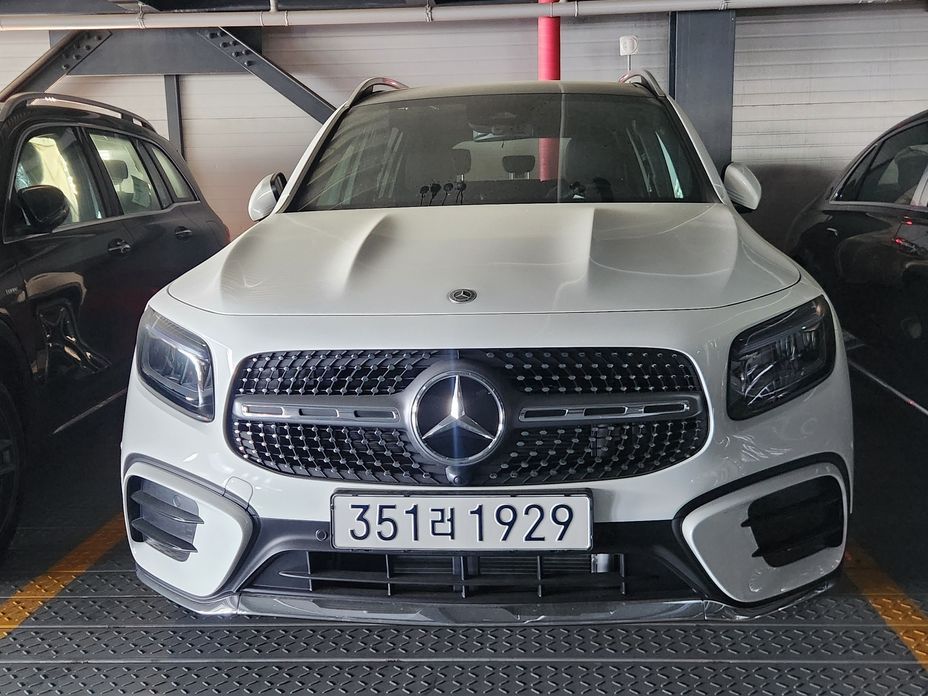 Mercedes-Benz GLB-Class
