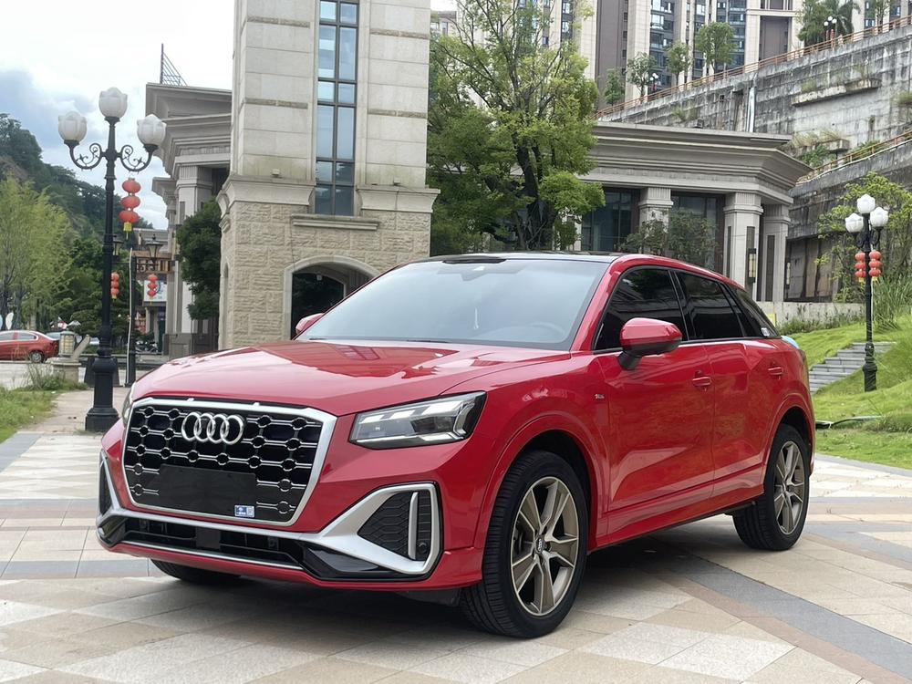 Audi Audi Q2L